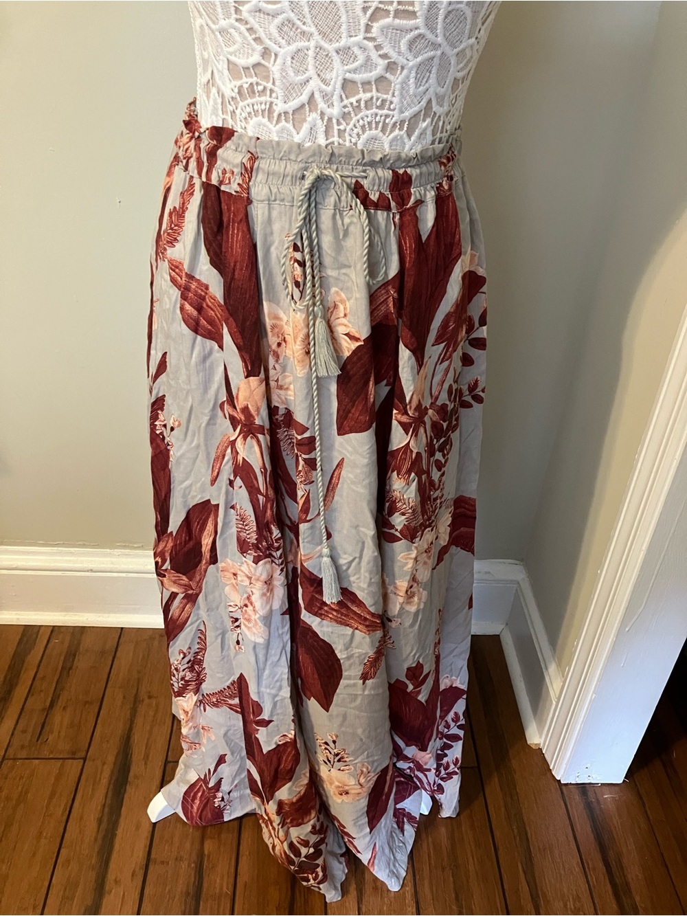 Floral Tie-Waist Maxi Skirt in Light Gray and Burgundy